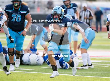 Thumbnail 2 in McAllen Memorial vs. Lanier (UIL 5A Area Playoffs) photogallery.