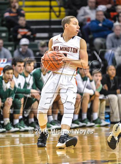 Thumbnail 2 in Mason vs. Wilmington (OHSAA Southwest Sectional Playoff) photogallery.