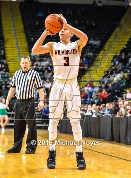 Thumbnail 3 in Mason vs. Wilmington (OHSAA Southwest Sectional Playoff) photogallery.