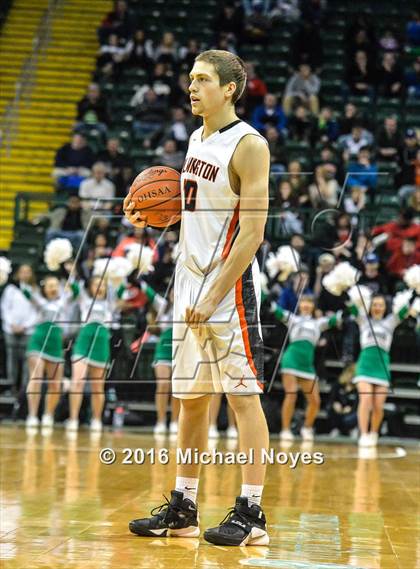 Thumbnail 1 in Mason vs. Wilmington (OHSAA Southwest Sectional Playoff) photogallery.