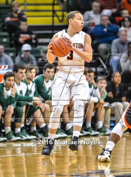 Thumbnail 1 in Mason vs. Wilmington (OHSAA Southwest Sectional Playoff) photogallery.