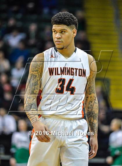 Thumbnail 1 in Mason vs. Wilmington (OHSAA Southwest Sectional Playoff) photogallery.