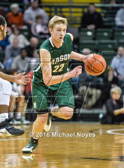 Thumbnail 1 in Mason vs. Wilmington (OHSAA Southwest Sectional Playoff) photogallery.