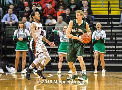 Thumbnail 1 in Mason vs. Wilmington (OHSAA Southwest Sectional Playoff) photogallery.