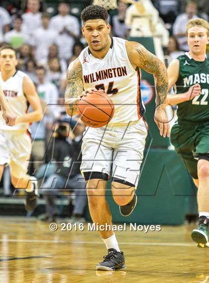 Thumbnail 2 in Mason vs. Wilmington (OHSAA Southwest Sectional Playoff) photogallery.