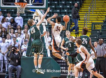 Thumbnail 3 in Mason vs. Wilmington (OHSAA Southwest Sectional Playoff) photogallery.