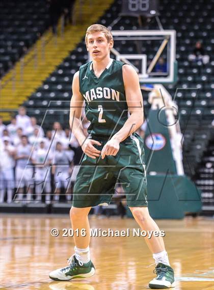 Thumbnail 3 in Mason vs. Wilmington (OHSAA Southwest Sectional Playoff) photogallery.