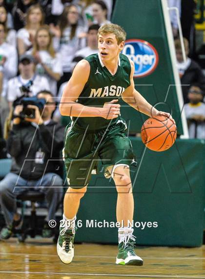 Thumbnail 3 in Mason vs. Wilmington (OHSAA Southwest Sectional Playoff) photogallery.