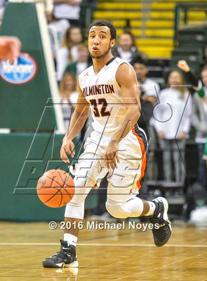 Thumbnail 1 in Mason vs. Wilmington (OHSAA Southwest Sectional Playoff) photogallery.