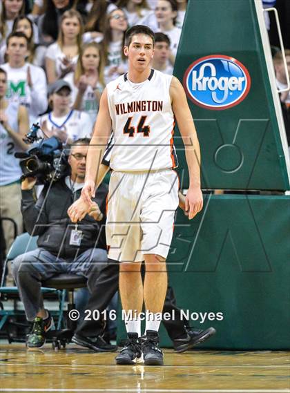 Thumbnail 3 in Mason vs. Wilmington (OHSAA Southwest Sectional Playoff) photogallery.