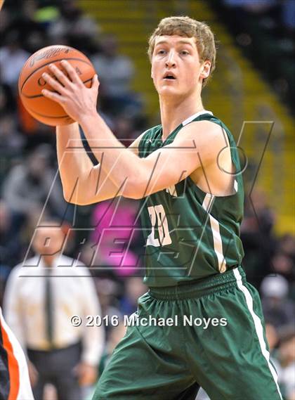 Thumbnail 2 in Mason vs. Wilmington (OHSAA Southwest Sectional Playoff) photogallery.