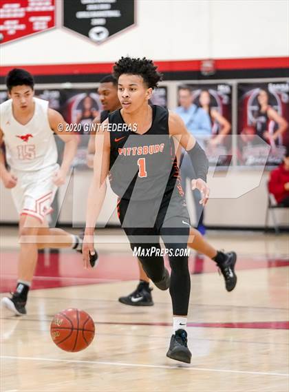 Thumbnail 2 in Monte Vista vs. Pittsburg (CIF NCS D1 1st Round) photogallery.
