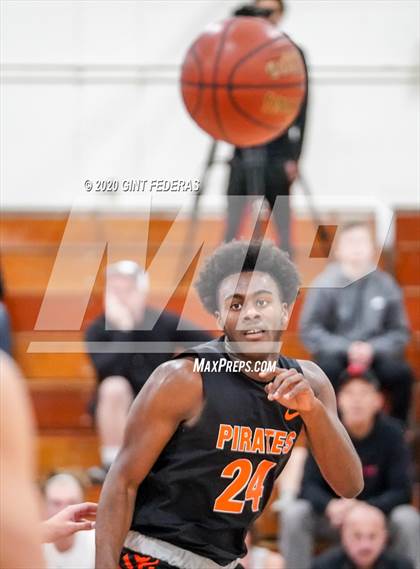 Thumbnail 3 in Monte Vista vs. Pittsburg (CIF NCS D1 1st Round) photogallery.