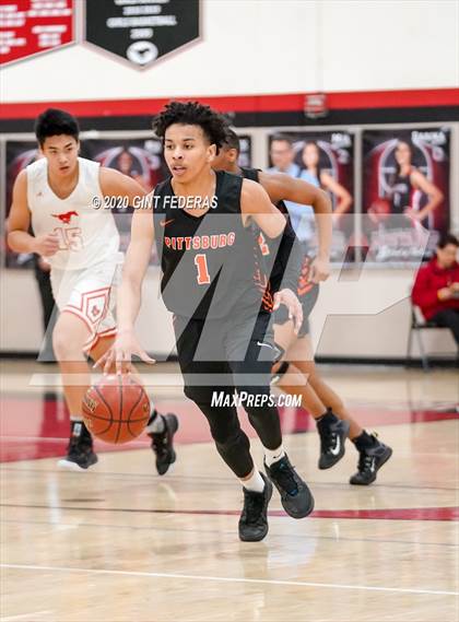 Thumbnail 1 in Monte Vista vs. Pittsburg (CIF NCS D1 1st Round) photogallery.