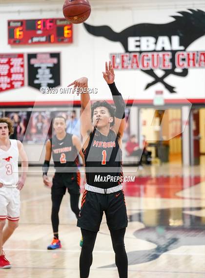 Thumbnail 1 in Monte Vista vs. Pittsburg (CIF NCS D1 1st Round) photogallery.