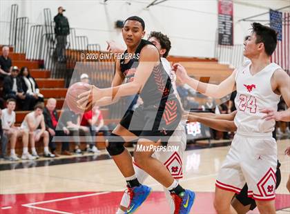 Thumbnail 2 in Monte Vista vs. Pittsburg (CIF NCS D1 1st Round) photogallery.