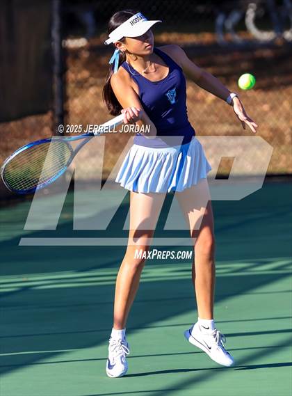 Thumbnail 2 in Myers Park vs Hoggard (NCHSAA 8A Dual Team Final) photogallery.