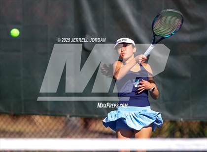 Thumbnail 3 in Myers Park vs Hoggard (NCHSAA 8A Dual Team Final) photogallery.