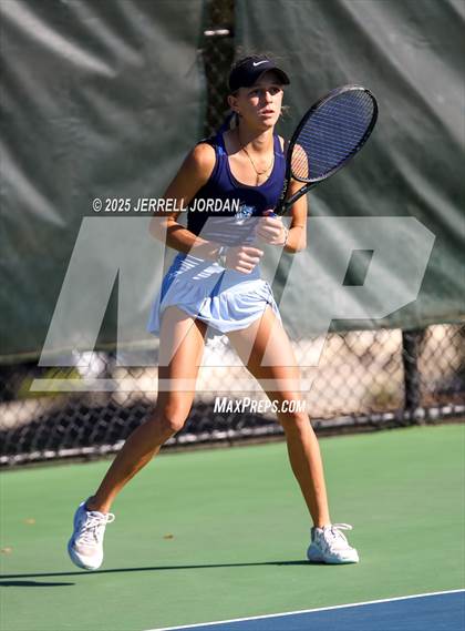 Thumbnail 3 in Myers Park vs Hoggard (NCHSAA 8A Dual Team Final) photogallery.
