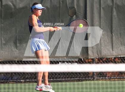 Thumbnail 1 in Myers Park vs Hoggard (NCHSAA 8A Dual Team Final) photogallery.