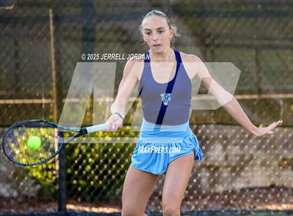 Thumbnail 3 in Myers Park vs Hoggard (NCHSAA 8A Dual Team Final) photogallery.