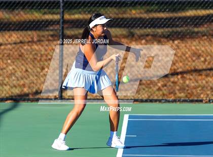 Thumbnail 1 in Myers Park vs Hoggard (NCHSAA 8A Dual Team Final) photogallery.