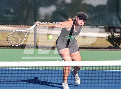 Thumbnail 3 in Myers Park vs Hoggard (NCHSAA 8A Dual Team Final) photogallery.