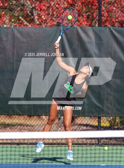Thumbnail 1 in Myers Park vs Hoggard (NCHSAA 8A Dual Team Final) photogallery.