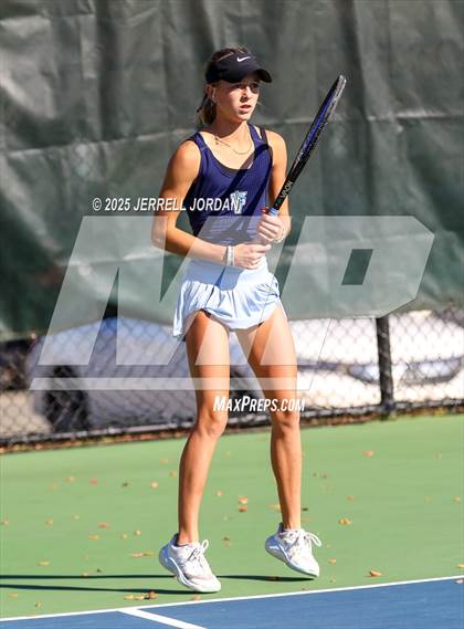 Thumbnail 1 in Myers Park vs Hoggard (NCHSAA 8A Dual Team Final) photogallery.