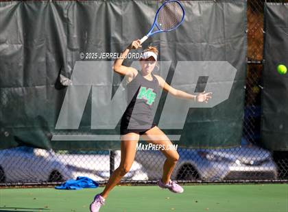 Thumbnail 1 in Myers Park vs Hoggard (NCHSAA 8A Dual Team Final) photogallery.