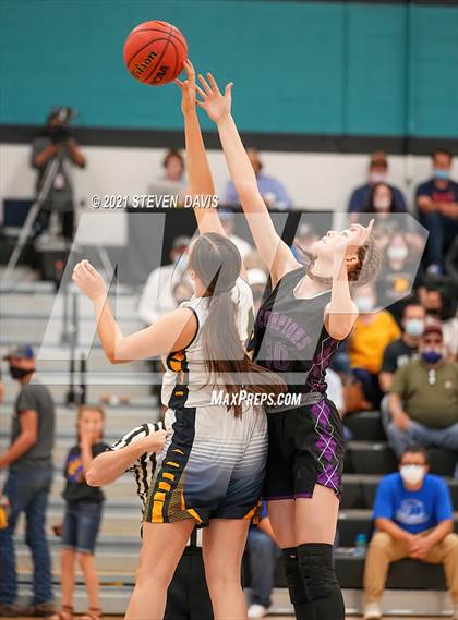 Thumbnail 1 in Red Rock vs. Pima (AIA 2A Final) photogallery.