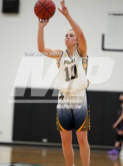 Thumbnail 1 in Red Rock vs. Pima (AIA 2A Final) photogallery.