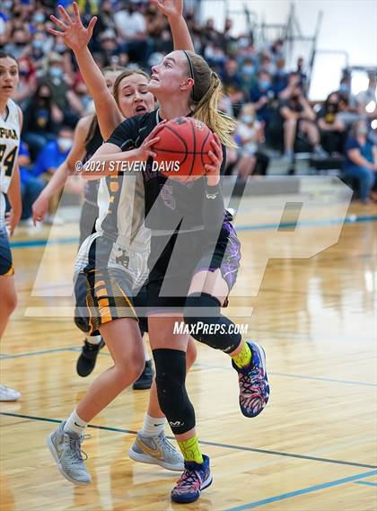 Thumbnail 2 in Red Rock vs. Pima (AIA 2A Final) photogallery.