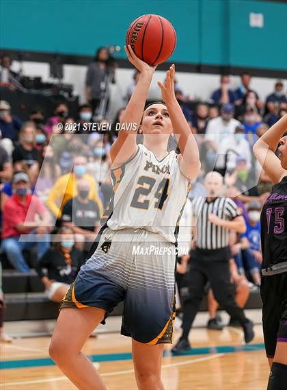 Thumbnail 3 in Red Rock vs. Pima (AIA 2A Final) photogallery.