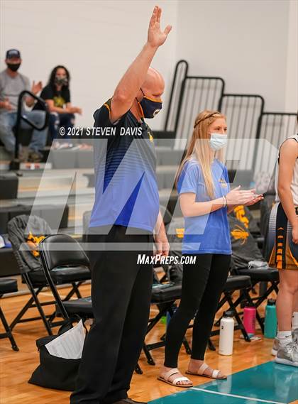 Thumbnail 2 in Red Rock vs. Pima (AIA 2A Final) photogallery.