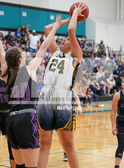 Thumbnail 1 in Red Rock vs. Pima (AIA 2A Final) photogallery.