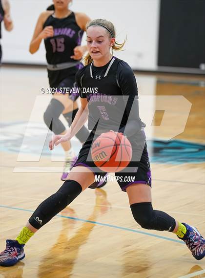 Thumbnail 3 in Red Rock vs. Pima (AIA 2A Final) photogallery.
