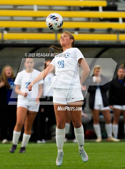 Thumbnail 3 in Chippewa vs Madeira (OHSAA Division V Final) photogallery.