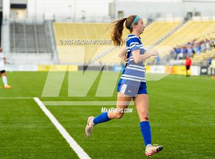 Thumbnail 3 in Chippewa vs Madeira (OHSAA Division V Final) photogallery.