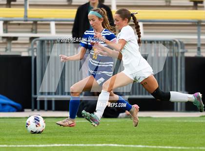 Thumbnail 1 in Chippewa vs Madeira (OHSAA Division V Final) photogallery.