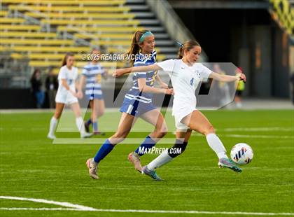 Thumbnail 2 in Chippewa vs Madeira (OHSAA Division V Final) photogallery.