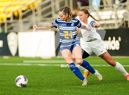 Thumbnail 3 in Chippewa vs Madeira (OHSAA Division V Final) photogallery.