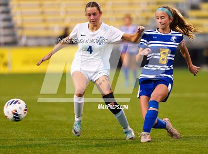 Thumbnail 1 in Chippewa vs Madeira (OHSAA Division V Final) photogallery.