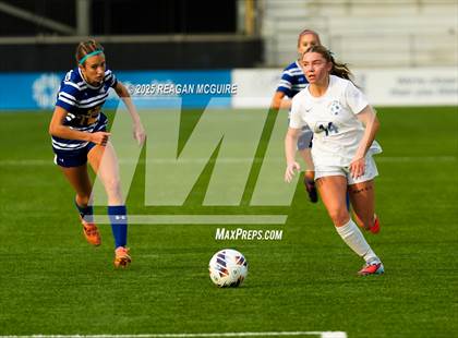 Thumbnail 1 in Chippewa vs Madeira (OHSAA Division V Final) photogallery.