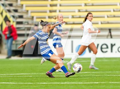 Thumbnail 2 in Chippewa vs Madeira (OHSAA Division V Final) photogallery.