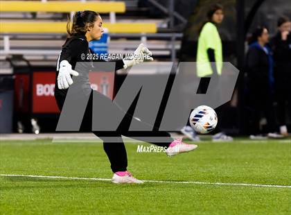 Thumbnail 2 in Chippewa vs Madeira (OHSAA Division V Final) photogallery.