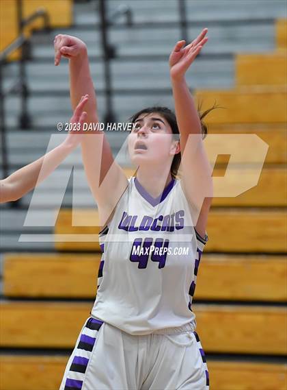 Thumbnail 2 in Silver Creek vs Arvada West photogallery.