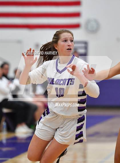 Thumbnail 3 in Silver Creek vs Arvada West photogallery.