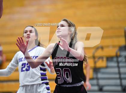 Thumbnail 3 in Silver Creek vs Arvada West photogallery.