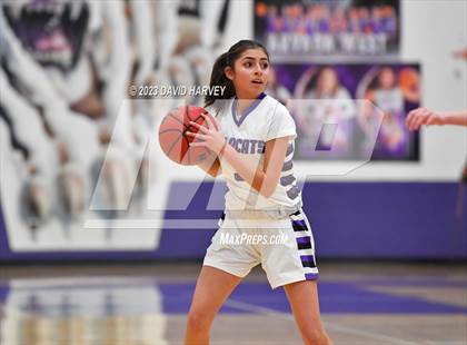 Thumbnail 3 in Silver Creek vs Arvada West photogallery.